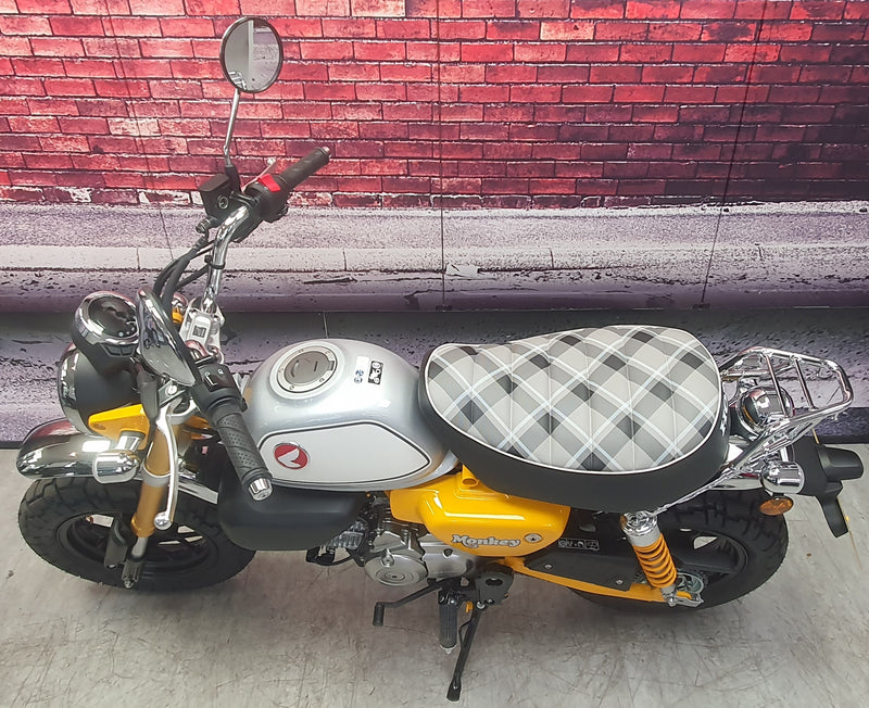 Honda Monkey 125 Banana Yellow - Just 2 Miles From Brand New 2024 Model